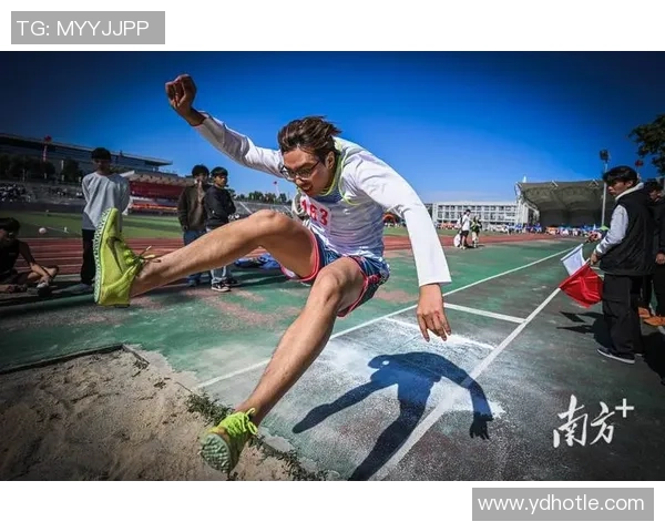 深圳飞盘队的蜕变与成长:极限运动会中的奋斗与荣耀之路